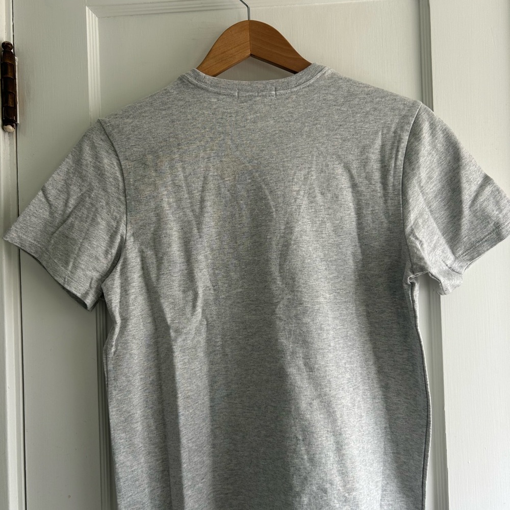 Good American Light Gray Short Sleeve Crew Neck Tee - Picture 2 of 3